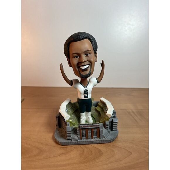 Donovan Mcnabb Eagles Stadium Bobblehead 6” Alliance Marketing - Picture 1 of 8